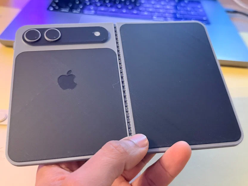 Mô hình iPhone Fold in 3D: Thiết kế gập độc đáo cho tín đồ công nghệ - Image 1