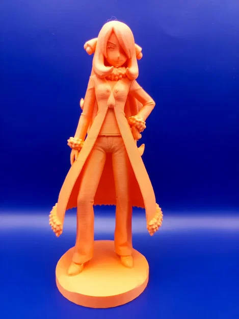 Mô hình tượng Cynthia (Pokemon) – Figurine dễ thương - Image 3