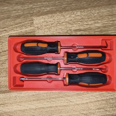 Khay in 3D Gridfinity đựng bộ dụng cụ Werckmann 4x2