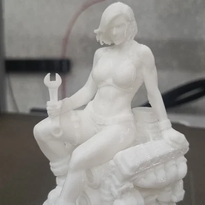 Mô hình 3D Nữ thợ máy Mechanic Girl đầy cá tính