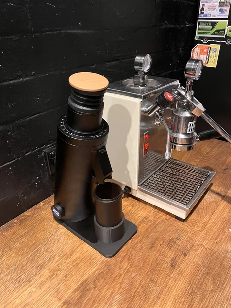 DF64V Integrated Dosing Cup Holder (Giá đỡ cốc định lượng tích hợp) - Image 1