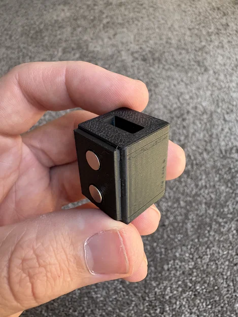 Giá đỡ USB nam châm Mini Centauri Carbon - Image 3