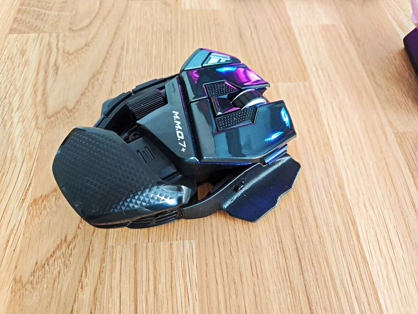 MadCatz M.M.O. 7+ pinky rest - Image 2