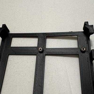 Khay gắn Raspberry Pi cho Rack mount của Doug Meeks (File 3D)