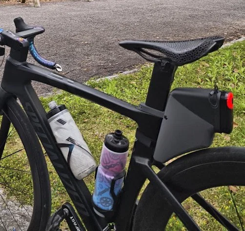 Hộp chứa đồ Aero Seatpost Storage Box V3 - Ngàm radar tích hợp - Image 1