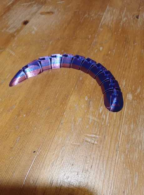 Mô hình rắn uốn dẻo (flexi fidget snek) in 3D đơn giản và thú vị - Image 2
