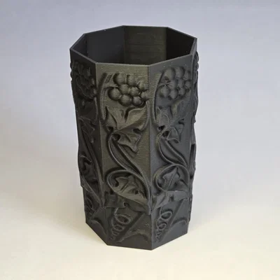 Ống cắm bút họa tiết dây leo Ivy - Thiết kế 3D hiện đại, tinh tế