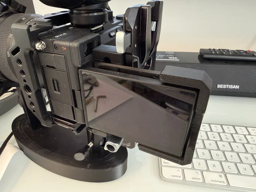 Miếng bảo vệ màn hình cho SmallRig V-mount (Bản cập nhật căn chỉnh) - Image 1