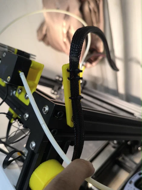 Yet Another Cable Hanger – Móc treo dây cáp cho máy in 3D - Image 1