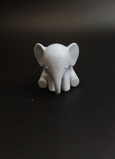 Chú Voi Chibi Khổng Lồ Dịu Dàng - Image 2