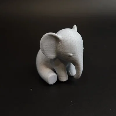 Chú Voi Chibi Khổng Lồ Dịu Dàng