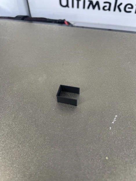 Miếng Chèn Siết Ổ Cắm (Socket Outlet Tightener Insert) - Image 2