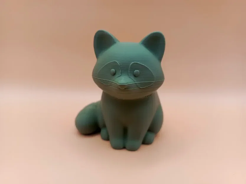 Tượng Chibi Gấu Mèo Mượt (Smooth Chibi Raccoon Sculpture) - Image 1
