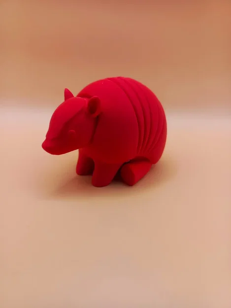 Tượng Armadillo Chibi Mịn Màu – Smooth Chibi Armadillo Sculpture - Image 3