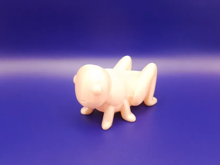 Tượng Châu Chấu Chibi Mượt (Smooth Chibi Locust Sculpture) - Image 1