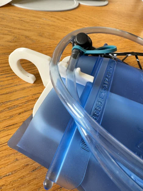 Giá phơi túi nước Hydration Bladder Dryer (Decathlon 1L/2L) - Image 4