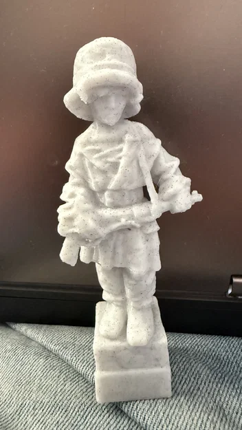 Mô hình 3D chiến sĩ khởi nghĩa Warsaw (Powstaniec Warszawski) - Image 1