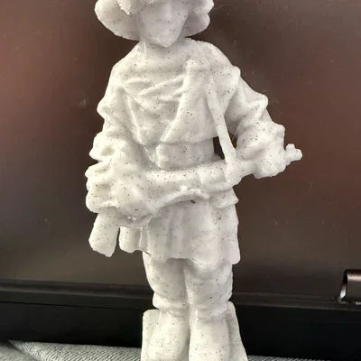 Mô hình 3D chiến sĩ khởi nghĩa Warsaw (Powstaniec Warszawski)