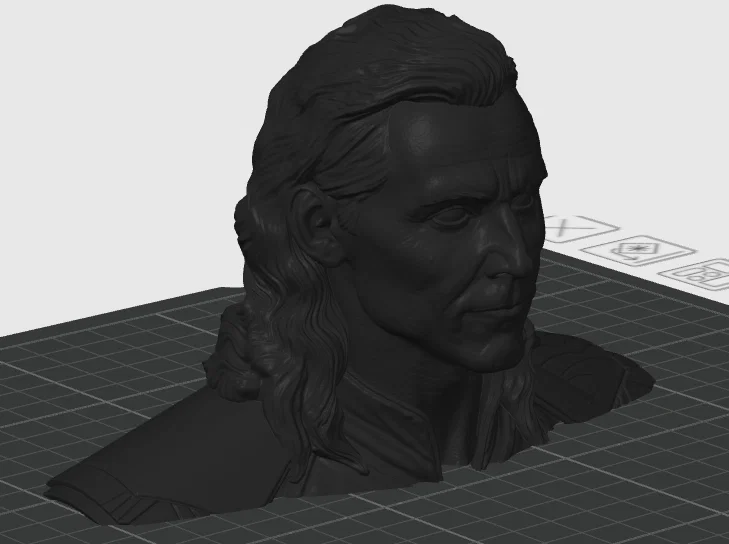 Tải mô hình 3D tượng bán thân nhân vật Loki cực chi tiết - Image 1