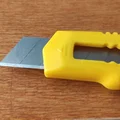 Công cụ hỗ trợ cắt lỗ Kat-pong 40mm cho đồ chơi mèo cưng - Thumbnail 3