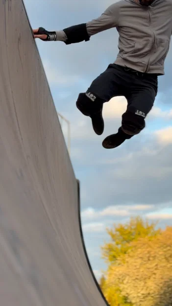 Miếng Bảo Vệ Dây Giày Khi Trượt Skateboard (Shoelace Protectors/Guards) - Image 2