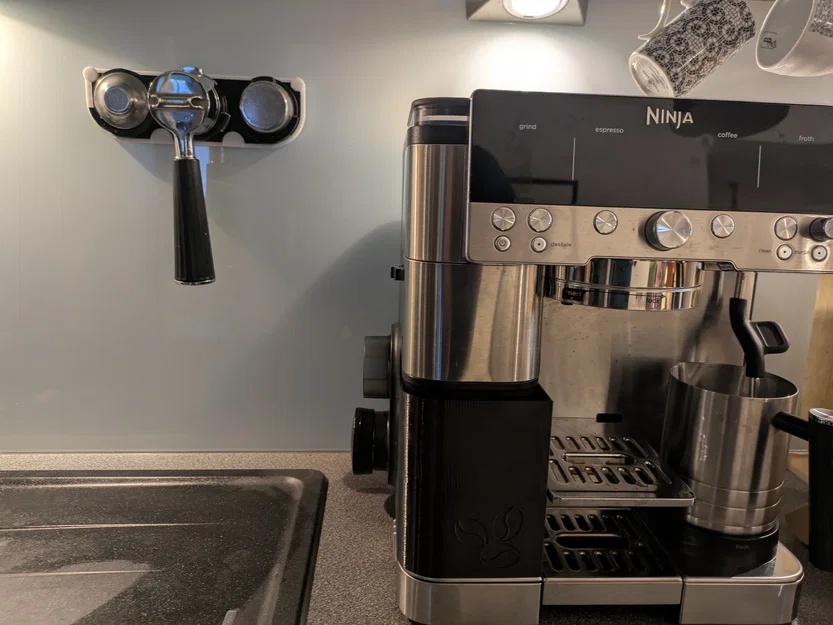 Giá treo tường portafilter & basket cho Ninja Luxe Cafe - Image 2