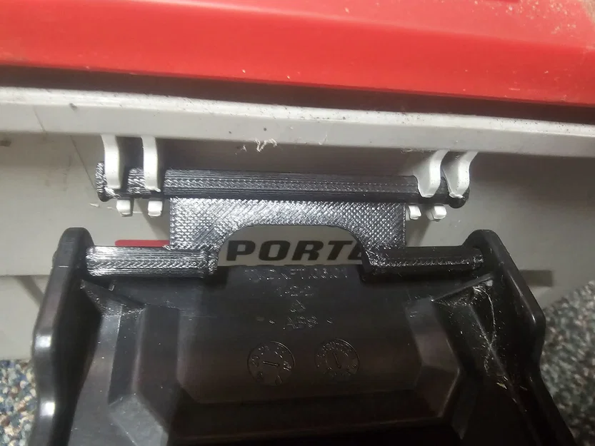Bản lề (hinge) máy hút bụi Porter Cable 20 Volt - Image 1
