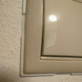 Giá đỡ remote control Legrand Valena - Thumbnail 2