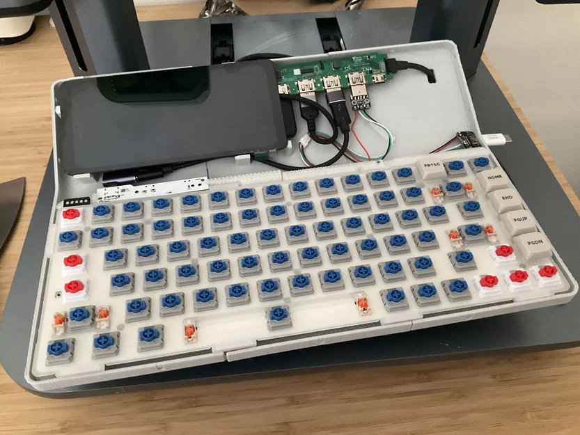 Vỏ cyber keyboard kèm monitor (cho Nuphy Node75 + Waveshare 6.25") - Image 2