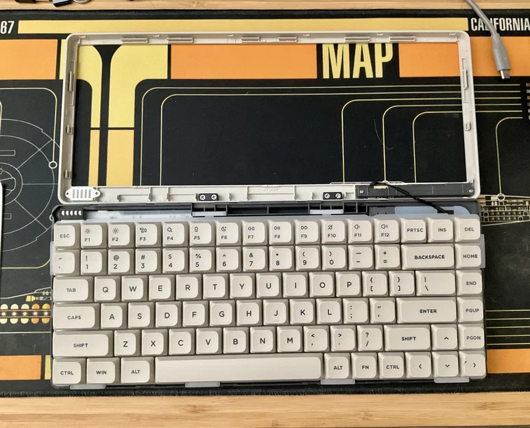 Vỏ cyber keyboard kèm monitor (cho Nuphy Node75 + Waveshare 6.25") - Image 4