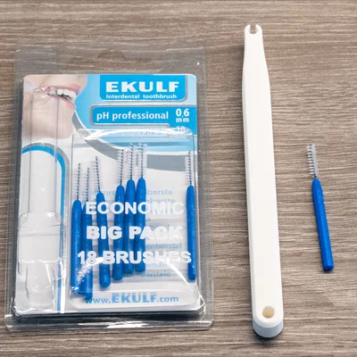 Giá đỡ bàn chải kẽ răng (Interdental toothbrush holder)