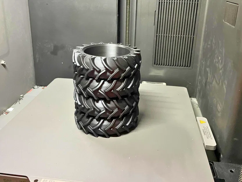 Ống Đựng Bút Lốp Máy Kéo (Tractor Tire Pen Holder) - Image 2