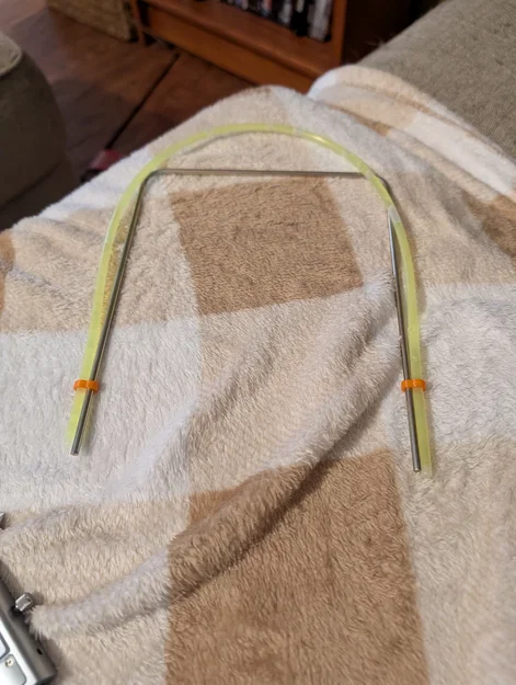 Bộ kẹp giữ que phát sáng (Glowstick) chơi Croquet đêm - Image 1