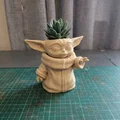 Chậu cây Baby Yoda/Grogu dáng đứng – bình trang trí kiểu Standing Grogu - Thumbnail 4
