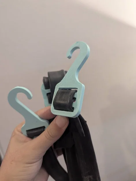 Móc treo săm xe đạp đa năng - Thiết kế 3 khe tiện dụng - Image 1