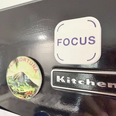 Focus Brick: Thẻ NFC Nam Châm Giới Hạn Screentime Cho Điện Thoại