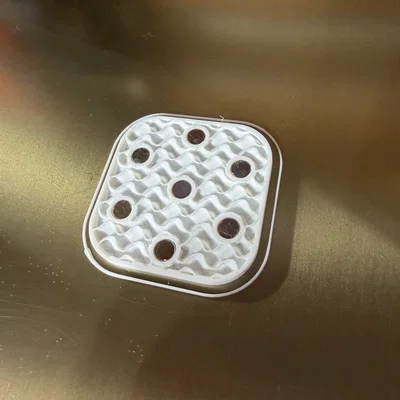 Focus Brick: Thẻ NFC Nam Châm Giới Hạn Screentime Cho Điện Thoại