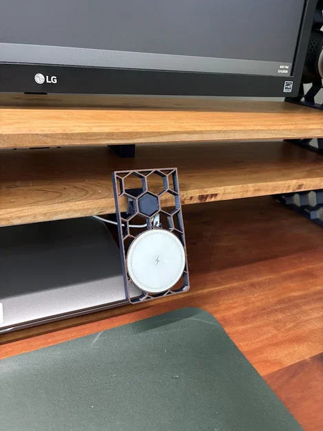 Dock Điện Thoại Honeycomb Kẹp Hông MagSafe (Phụ Kiện Cho Monitor Stand) - Image 1