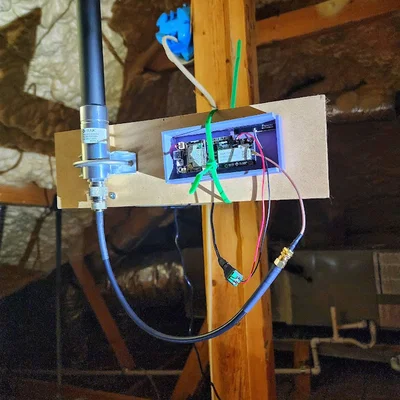 Khung bảo vệ Wisblock và 1W Booster chống bụi hiệu quả