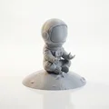 Tượng Baby Astronaut Dễ Thương Ngồi Thiền - Mẫu 3D In Được - Thumbnail 3