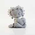 Tượng Chibi Em Bé Ôm Trái Tim – File STL 3D In Được - Thumbnail 1