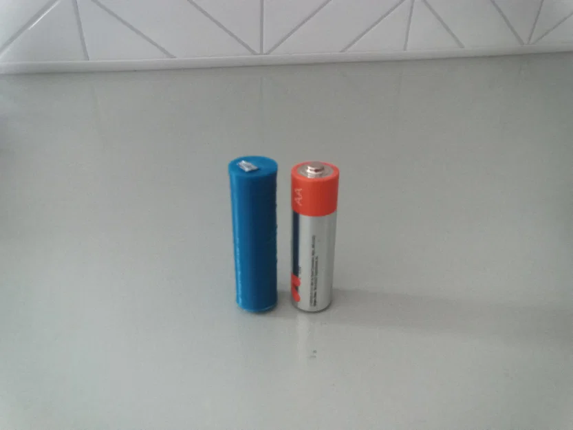 AAA to AA Battery Adapter - Bộ chuyển đổi pin AAA sang AA - Image 1