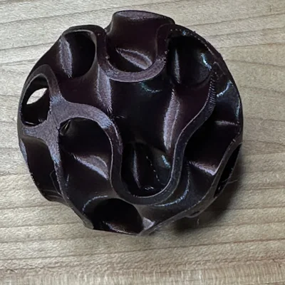 Quả cầu Gyroid Sphere - Mô hình trang trí 3D nghệ thuật độc đáo