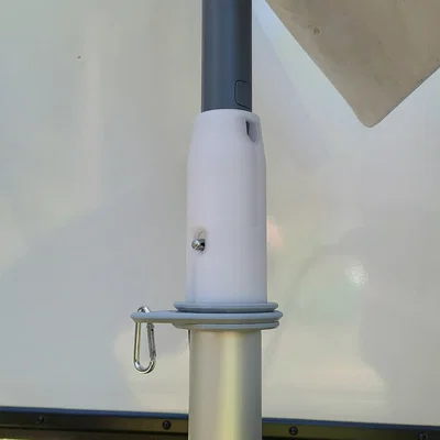 Adapter gắn Starlink cho cột cờ Flagpole Buddy có vòng treo cờ