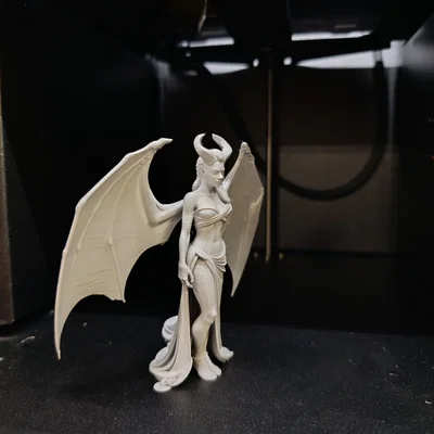 Winged Succubus - Tượng Nữ Tu Quỷ Dữ