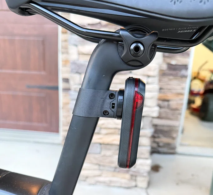 Ngàm gắn radar Garmin Varia RTL515 cho cốt yên Trek Domane - Image 1