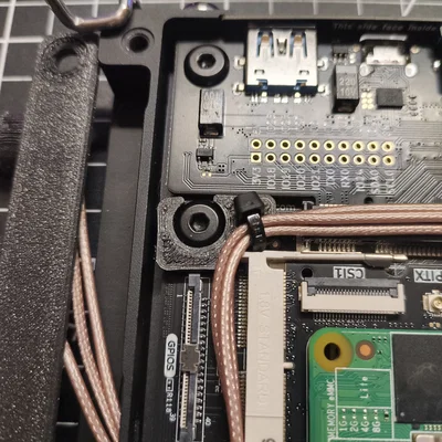 Giá đỡ bên trong XIAO ESP32 cho uConsole