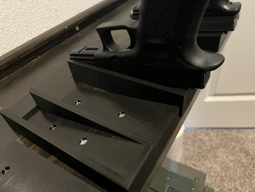 Giá đỡ súng ngắn Pistol Wedge in 3D gọn gàng, chắc chắn - Image 2