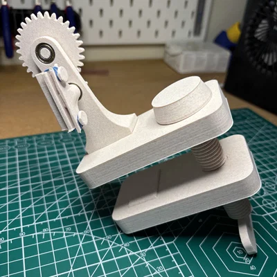 Dụng cụ quấn suốt chỉ Magic Bobbin Winder