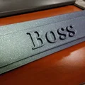 Biển tên để bàn Mini Boss - Phụ kiện trang trí bàn làm việc 3D - Thumbnail 2